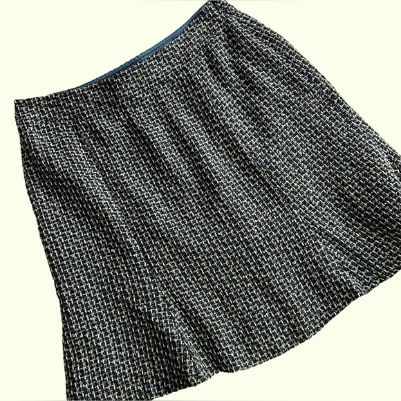Geoffrey Beene Dresses & Skirts - GEOFFREY BEENE Blue/Green Tweed Skirt, Flare at Hem, Length 20”, Size 10, GUC.